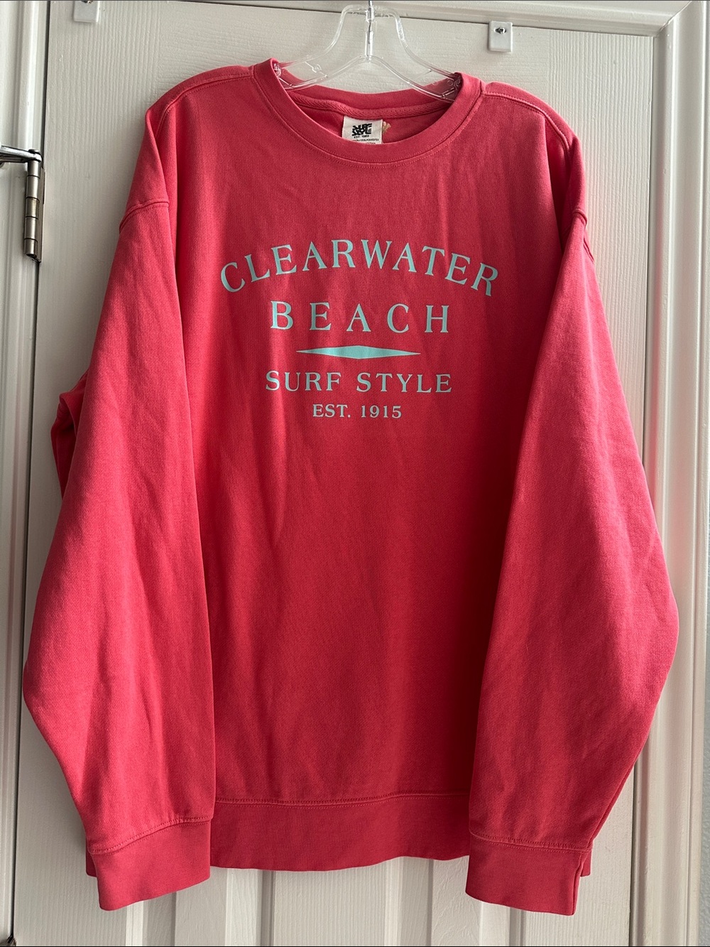 surf style Coral Crewneck Sweatshirt with Clearwater Beach Logo NWT L